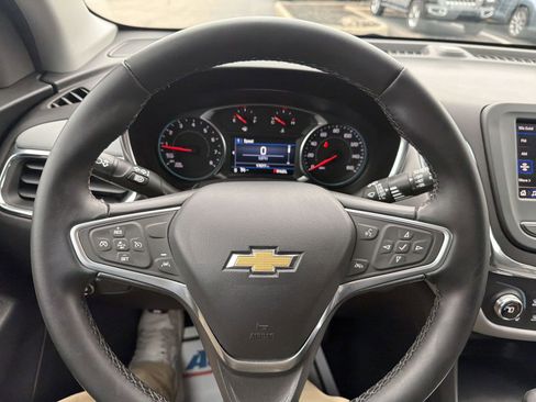 Used 2023 Chevrolet Equinox LT image 14