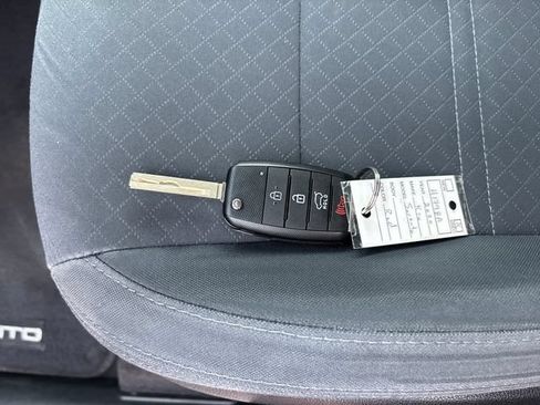Used 2020 Kia Sorento LX AWD/4WD image 18