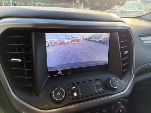 Used 2023 GMC Acadia AT4 w/ Preferred Package image 20