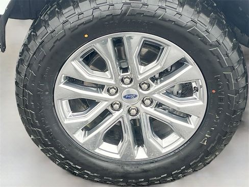 Used 2024 Ford F150 Lariat w/ Tow/Haul Package image 31