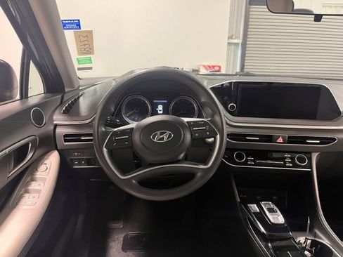 Used 2023 Hyundai Sonata SEL image 21