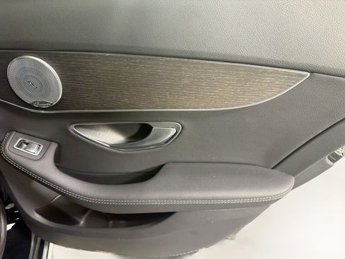 Used 2019 Mercedes-Benz C 300 4MATIC Sedan image 29