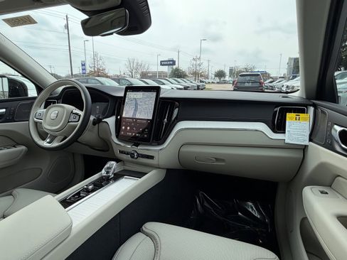 New 2026 Volvo XC60 B5 Ultra w/ Protection Package Premier image 10