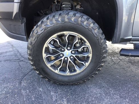 Used 2018 Chevrolet Colorado ZR2 image 30