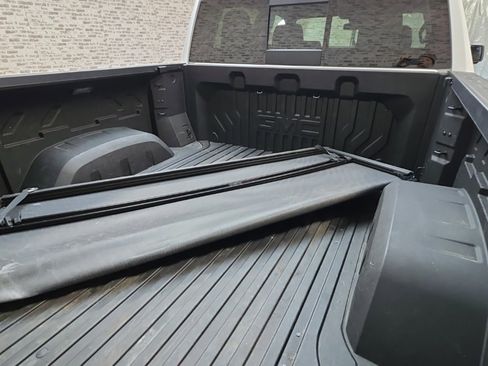 Used 2022 GMC Sierra 1500 Denali w/ Denali Carbonpro Edition image 10