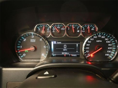 Used 2018 Chevrolet Silverado 1500 LT w/ Texas Edition image 7