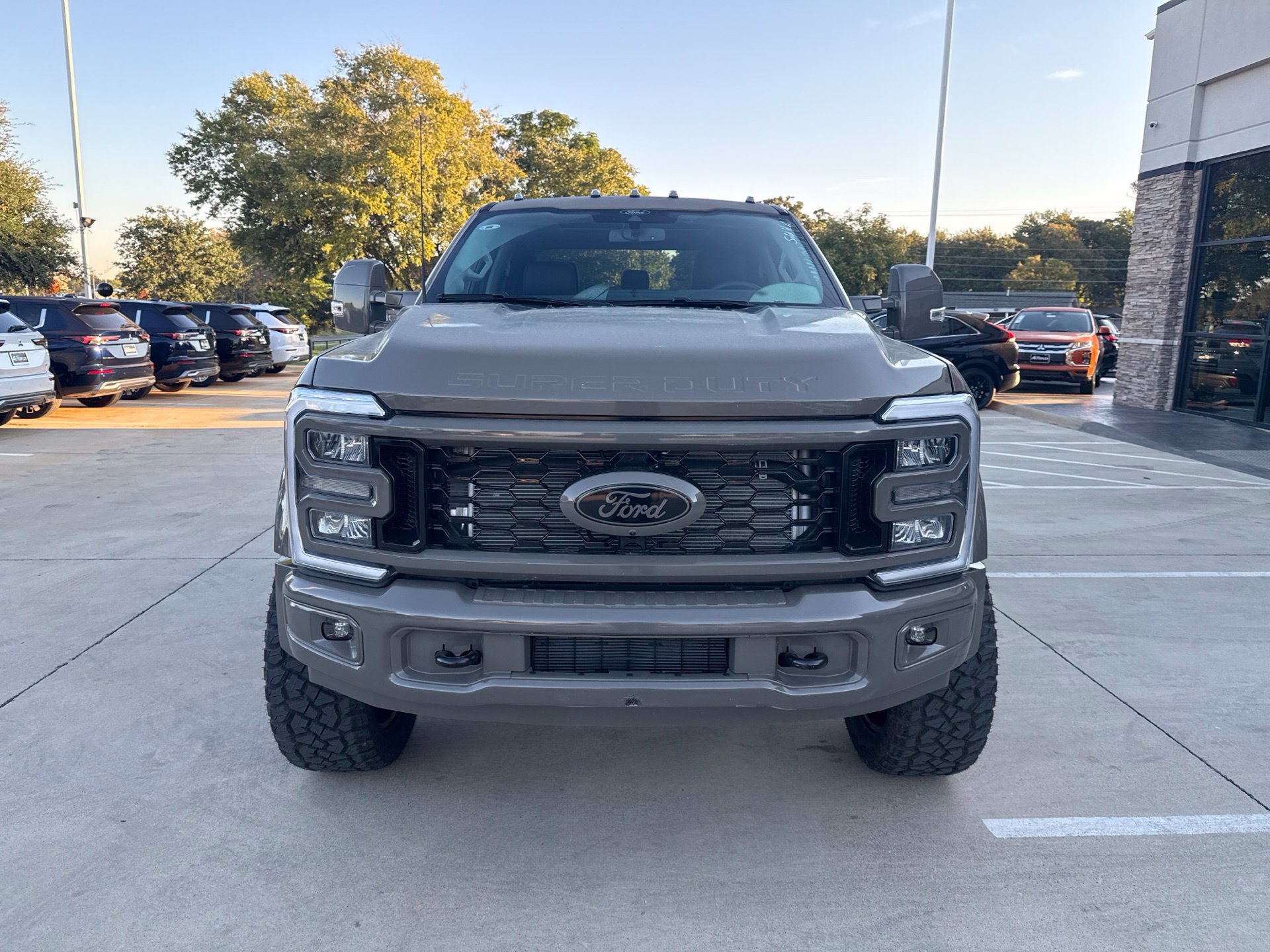Used 2027 Ford F450 Lariat AWD/4WD image 2