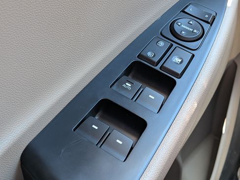 Used 2019 Hyundai Tucson Value w/ Cargo Package FWD image 21