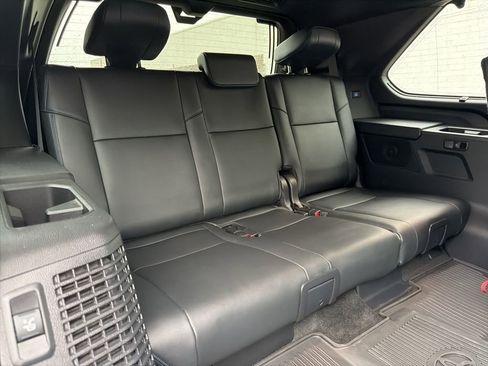 Used 2023 Toyota Sequoia Platinum AWD/4WD image 14