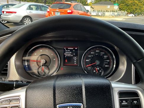 Used 2012 Dodge Charger R/T RWD image 13
