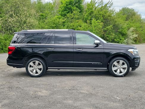 Used 2024 Ford Expedition Max Platinum AWD/4WD image 4