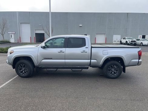 Used 2023 Toyota Tacoma SR5 image 9