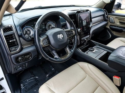 Used 2021 RAM 1500 Limited AWD/4WD image 2