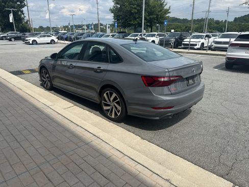 Used 2021 Volkswagen Jetta GLI FWD image 10