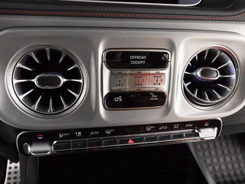 Used 2025 Mercedes-Benz G 550 image 34