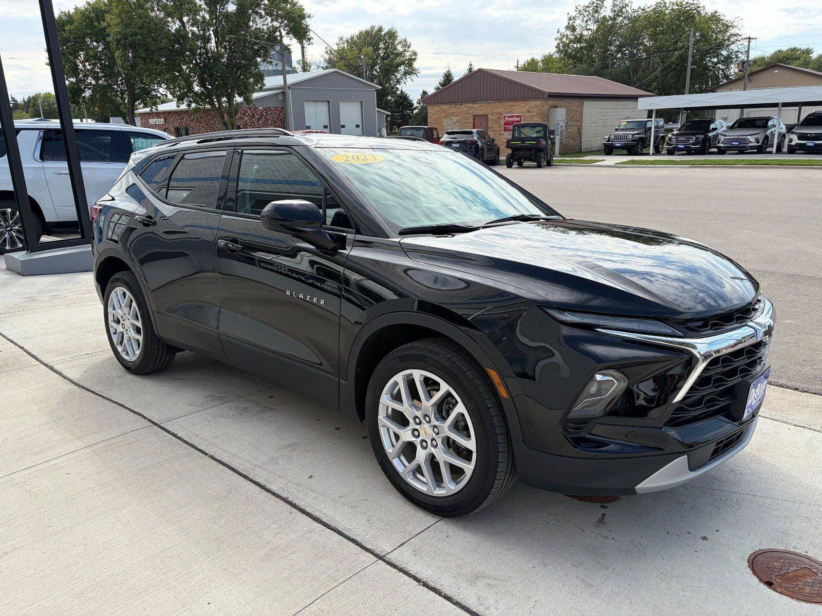 Used 2023 Chevrolet Blazer LT w/ Convenience Package AWD/4WD image 6