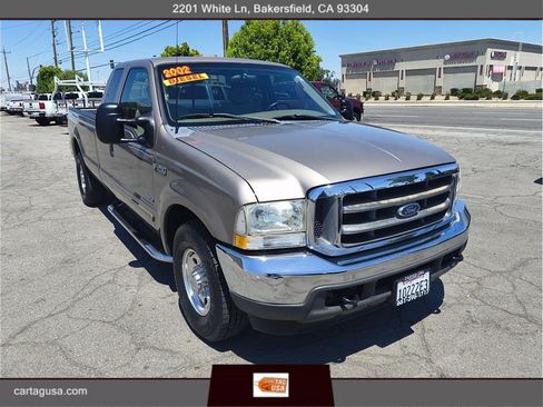 Used 2002 Ford F250 2WD SuperCab Super Duty image 1