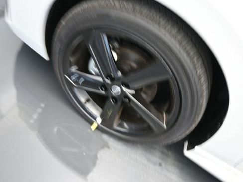 Used 2025 Nissan Sentra SR image 26