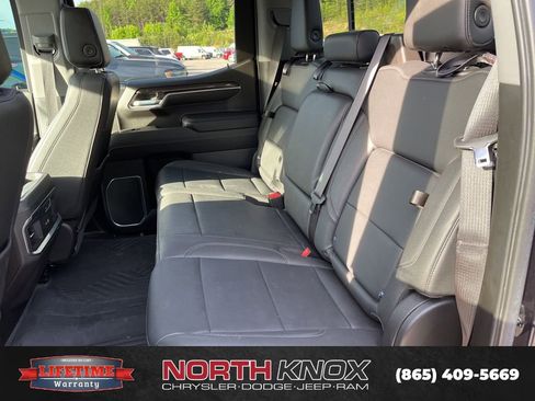 Used 2022 Chevrolet Silverado 1500 LTZ AWD/4WD image 10