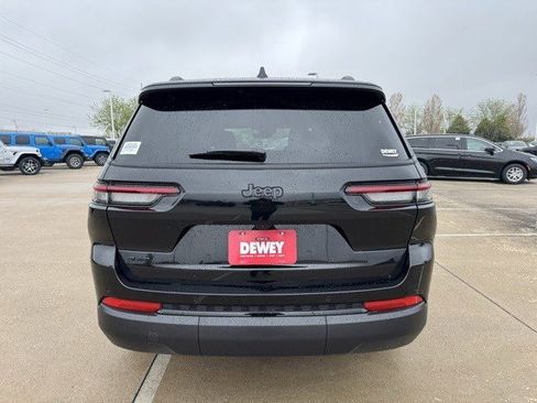 New 2025 Jeep Grand Cherokee L Altitude image 6