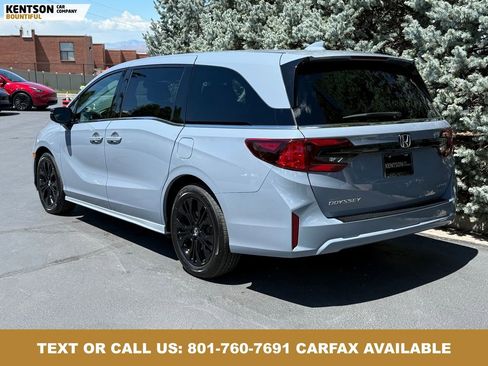 Used 2025 Honda Odyssey Sport-L image 6