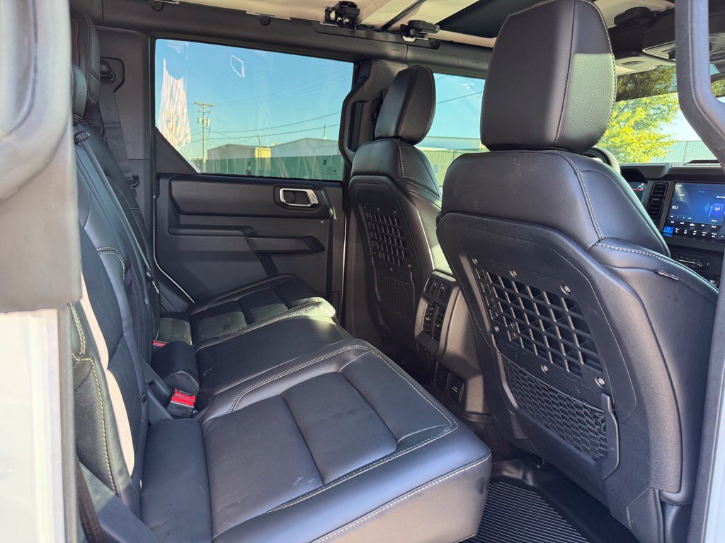 Used 2025 Ford Bronco Badlands AWD/4WD image 13