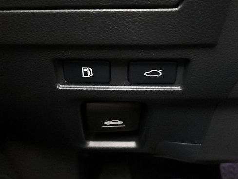 Certified 2025 Lexus ES 300h w/ Premium Package image 27