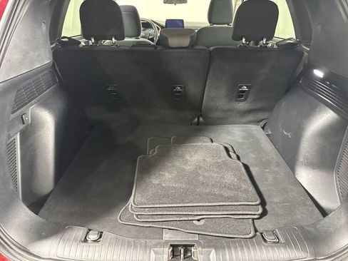 Used 2020 Ford Escape SE image 31