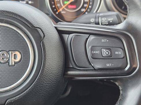 Used 2019 Jeep Wrangler Sport AWD/4WD image 27