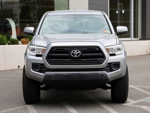 Used 2017 Toyota Tacoma 4x4 Double Cab image 5