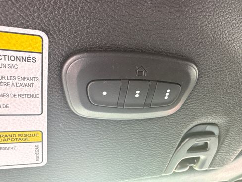 Used 2022 Jeep Wrangler Unlimited Rubicon AWD/4WD image 19