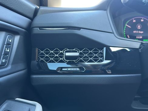 Used 2023 Honda Accord EX-L image 35