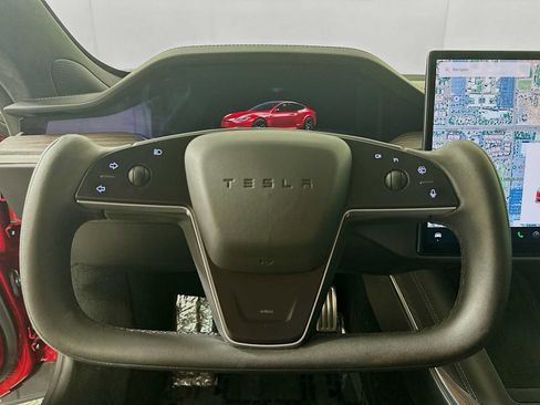 Used 2022 Tesla Model S AWD/4WD image 13