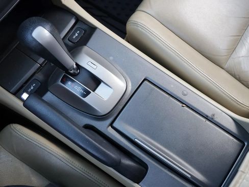 Used 2012 Honda Accord EX-L image 34
