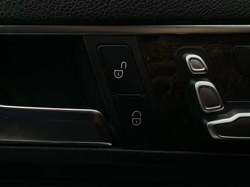 Used 2014 Mercedes-Benz E 350 Cabriolet image 38