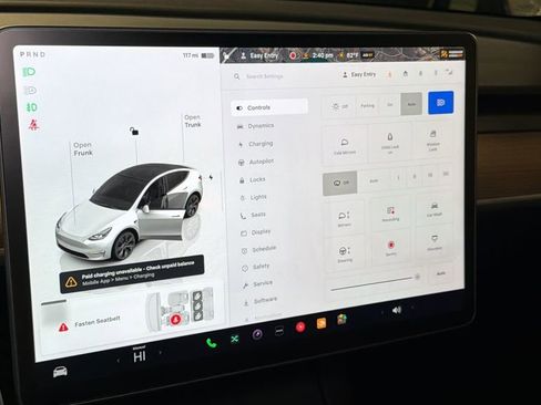 Used 2025 Tesla Model Y Long Range image 31