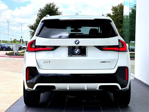 New 2025 BMW X1 xDrive28i w/ Technology Package image 6