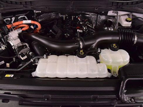 Used 2025 Ford F150 Platinum w/ Equipment Group 702A High image 36