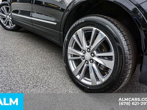 Used 2024 Cadillac XT5 Premium Luxury AWD/4WD image 17