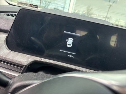 Used 2023 Kia Telluride EX image 2