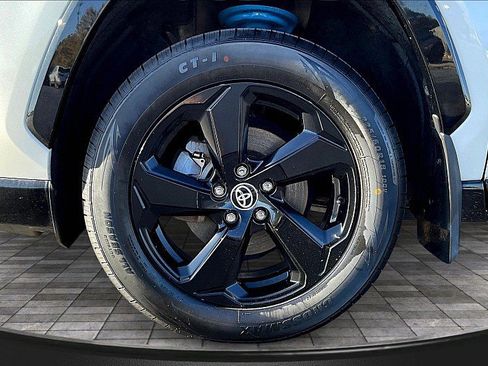 Used 2020 Toyota RAV4 XSE image 9