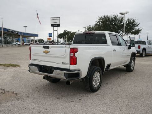 Used 2022 Chevrolet Silverado 3500 LTZ w/ LTZ Plus Package image 7