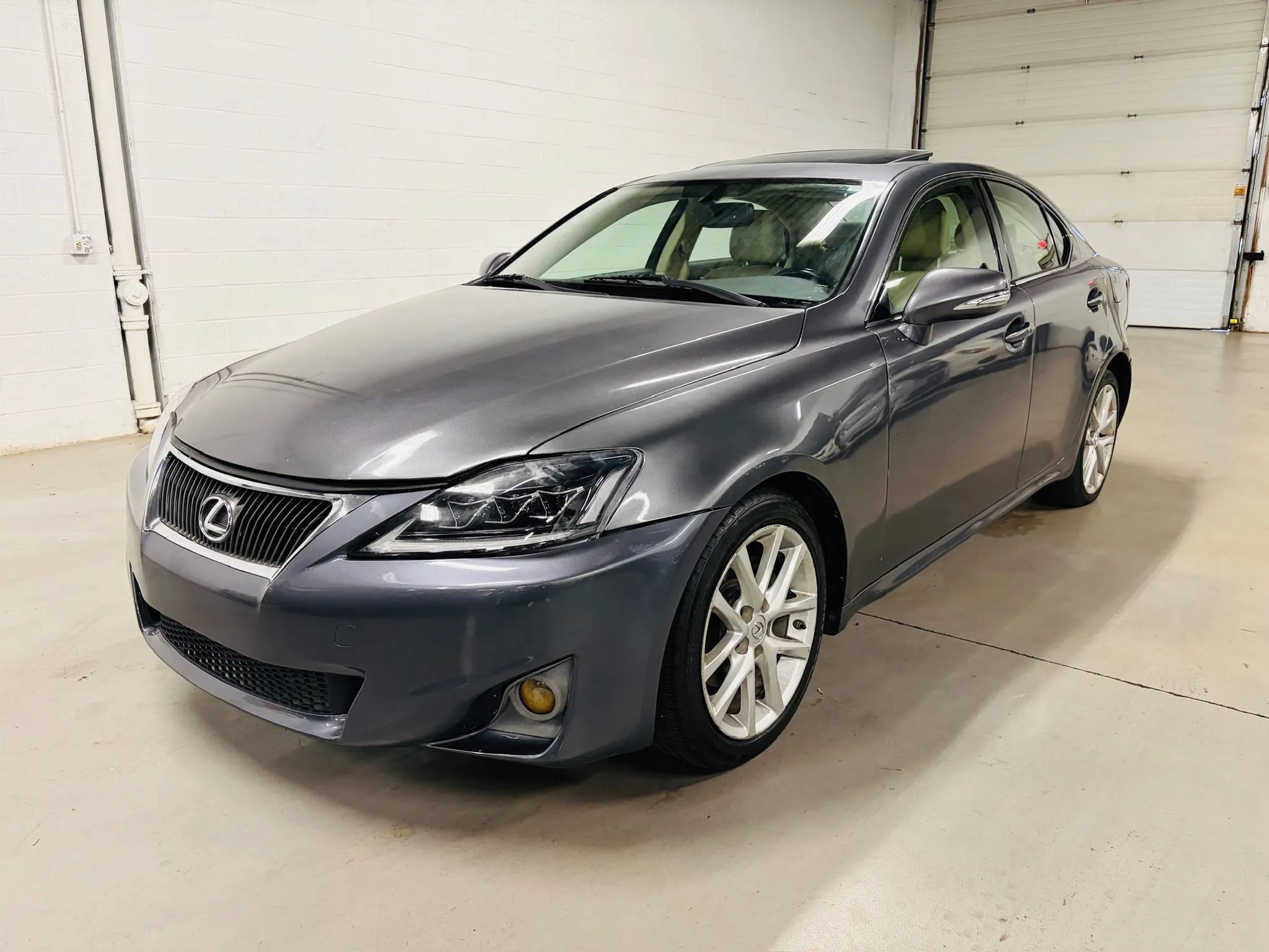 Used 2013 Lexus IS 250 w/ Premium Pkg Value Edition RWD image 2