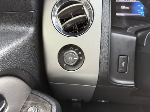 Used 2016 Ford Expedition Limited w/ Equipment Group 301A image 10