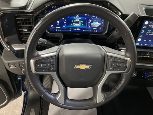 Used 2022 Chevrolet Silverado 1500 LT image 17