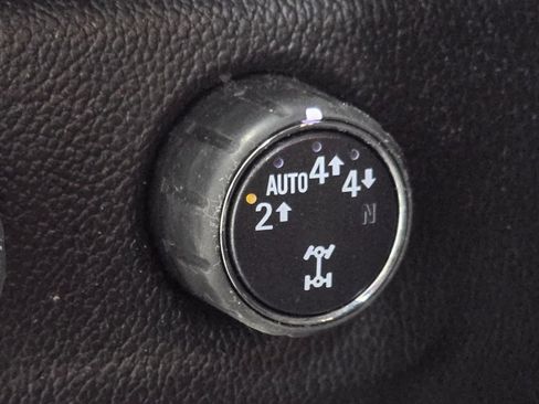 Used 2019 Chevrolet Colorado LT w/ LT Convenience Package image 6