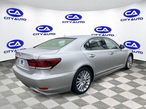 Used 2013 Lexus LS 460 Base image 3