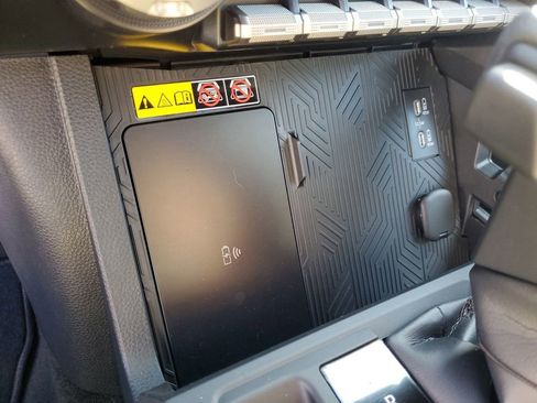 New 2025 Toyota Tacoma TRD Sport image 21