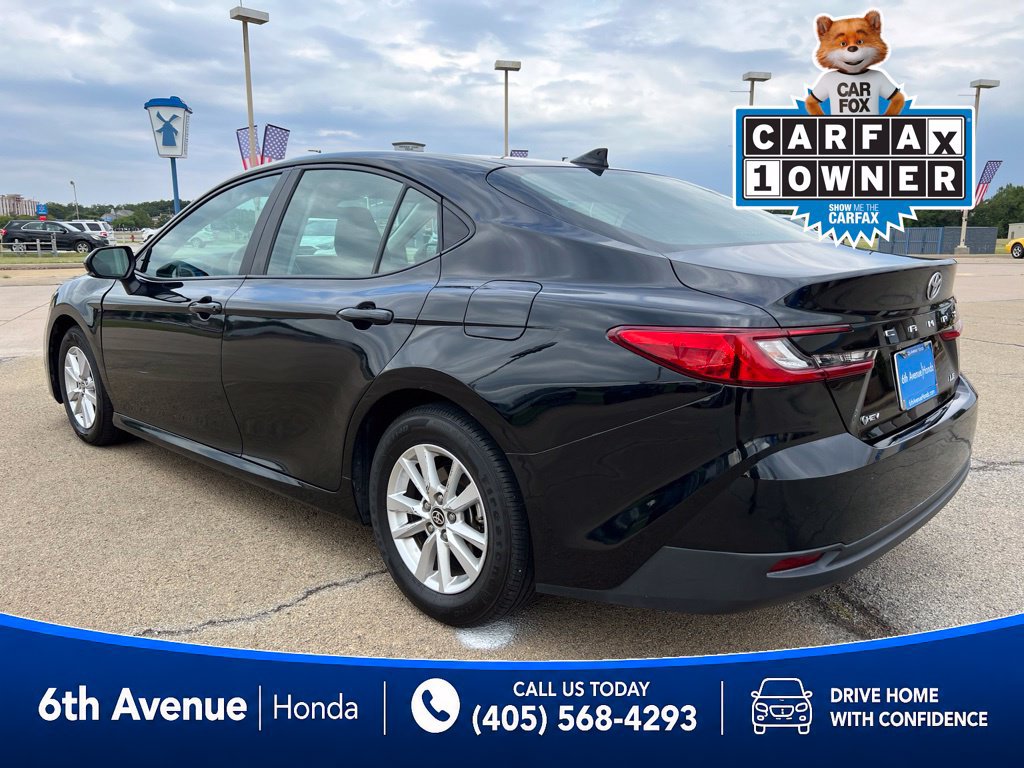 Used 2025 Toyota Camry LE FWD image 7