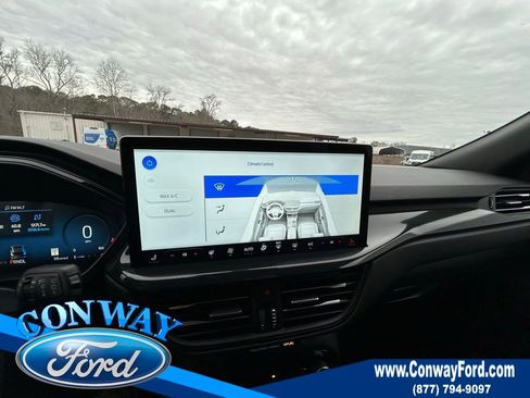 Used 2025 Ford Escape ST-Line Elite image 35